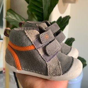 Infant stride rite shoes